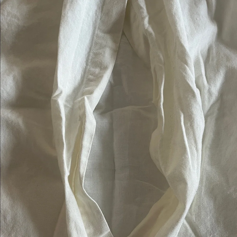 Pottery Barn Belgian flax tufted Quilted sham classic ivory standard size